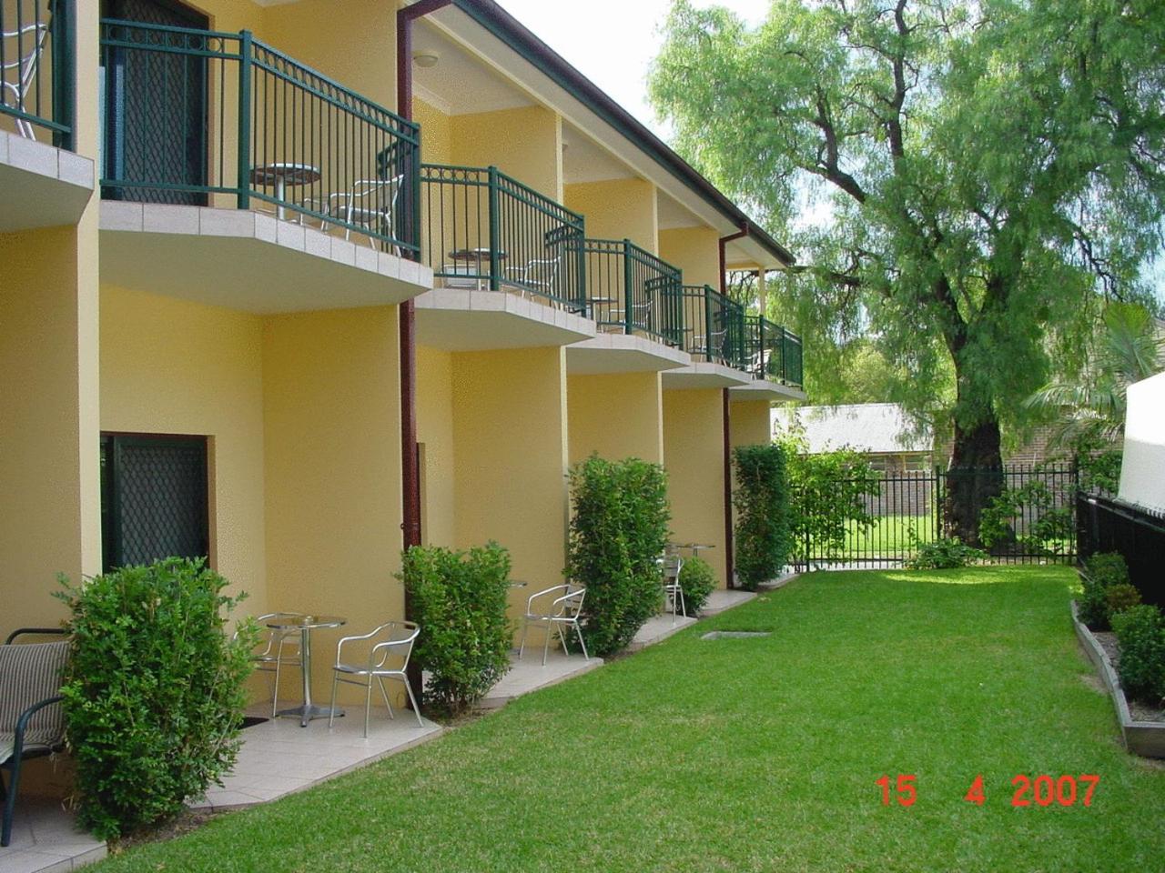 St Marys Park View Motel Exterior photo